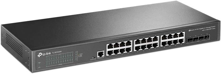 PoE Switch für Überwachungskameras Vergleich – Netgear GS305EP 5 Port, GS308EP 8 Port, TP-Link TL-SG2218 16 Port und TL-SG3428X 24 Port nebeneinander im 19 Zoll Netzwerkschrank